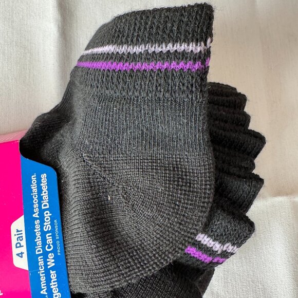 NWT 4 Pairs Black Non-Binding Low-Cut MediPeds Socks Size Medium Ladies 6-10 - Picture 2 of 5